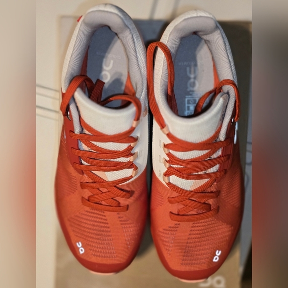 On Running Cloudsurfer 6 Women’s Sneakers – Rust | Rose – Size 7.5 New - Picture 10 of 10